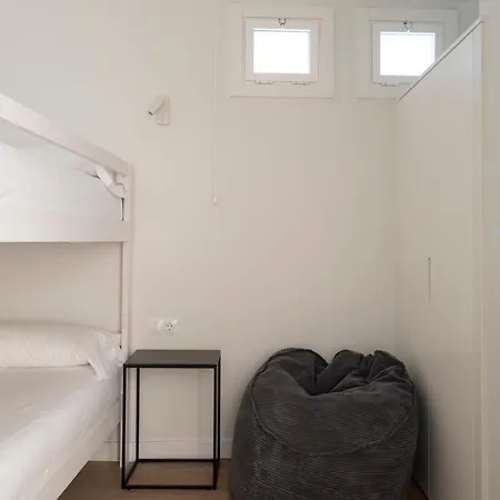 アパート Bow Homes By En Casa ヴィーゴ