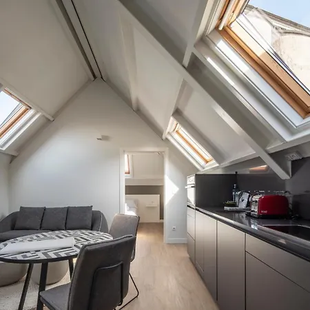 アパート Bow Homes By En Casa *