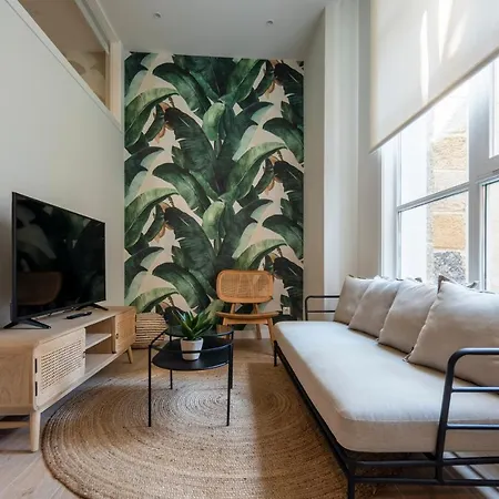 Bow Homes By En Casa *