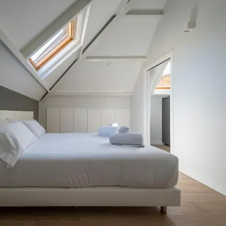 アパート Bow Homes By En Casa