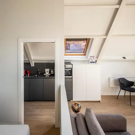 Bow Homes By En Casa ヴィーゴ