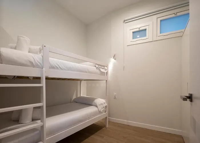 Bow Homes By En Casa Apartment *