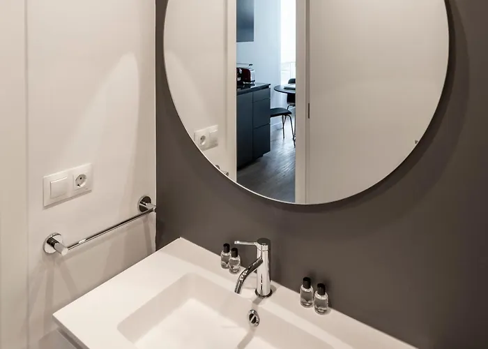 Bow Homes By En Casa Apartment *