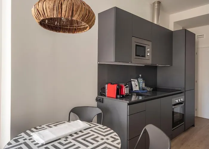 Bow Homes By En Casa Apartment *